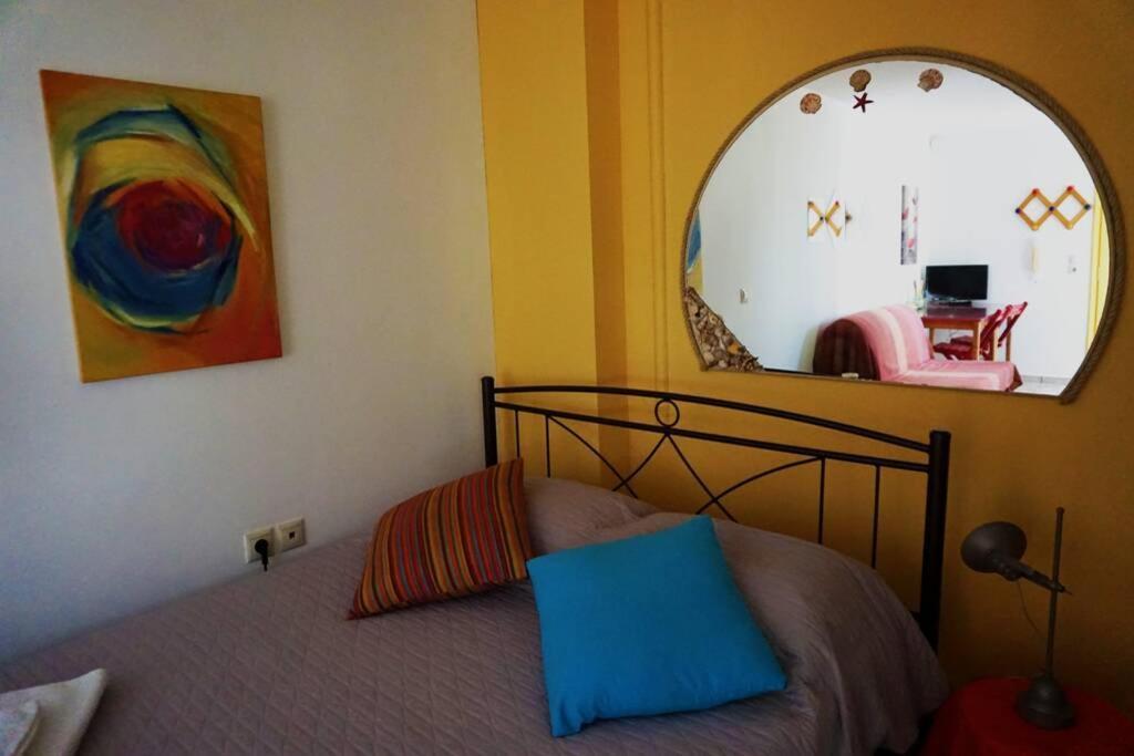 Cosy Guest House With Private Yard Saronida Екстериор снимка
